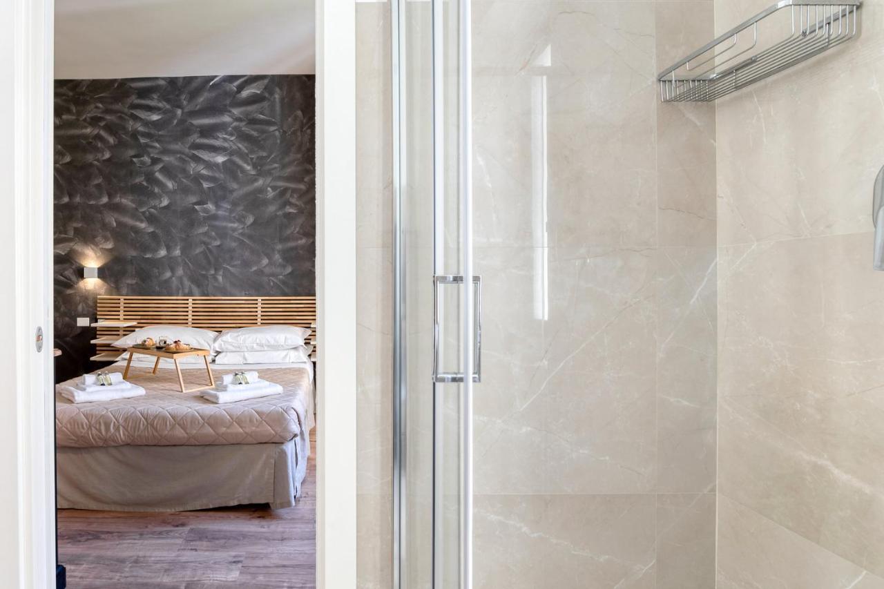 3 Rooms 3 Bathrooms - Lovely Apartment Close The Vatican Rome Buitenkant foto